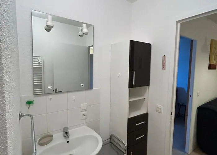 Sud Avec Terrasse Et Garage A - Fr-1-814-96 * Сюпер-Бес